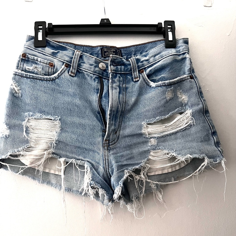 abercrombie and fitch Jean shorts ripped